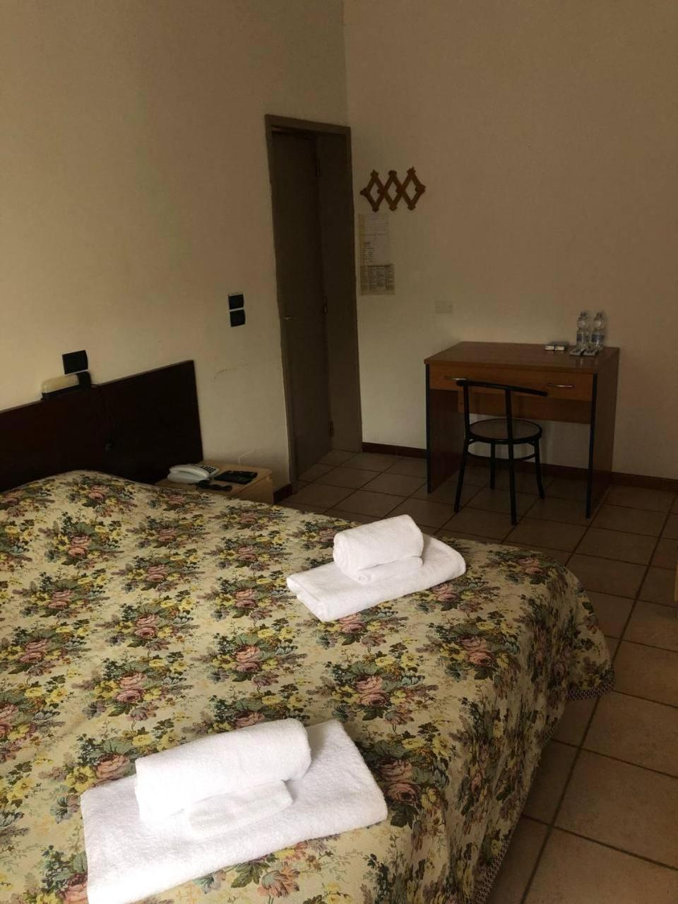 Be Me Hotel Helvetia Tabiano Terme Екстер'єр фото