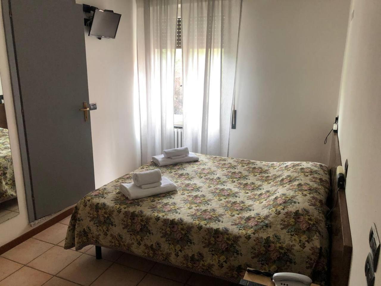 Be Me Hotel Helvetia Tabiano Terme Екстер'єр фото